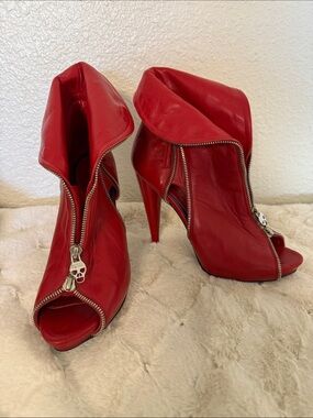 Alexander McQueen Faithful Red Skull Zip Peep-Toe Stiletto Booties 2010